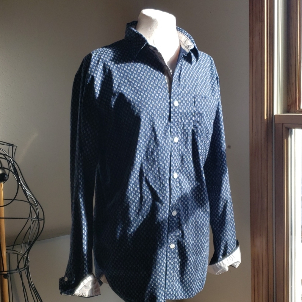 Blue and white printed cotton dress shirt